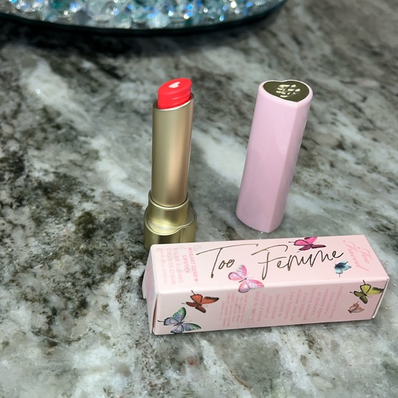 NIB - TOO FACED - Too Femme Heart Core Lipstick - NOTHING COMPARES 2 U - Picture 4 of 16